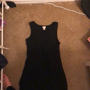 sleeveless dress